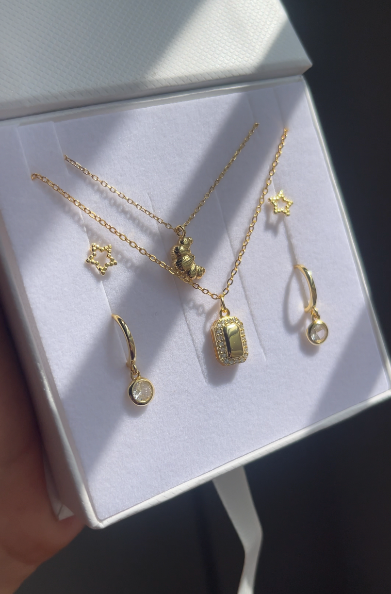 Crossiant Earring & Necklace Stack Set