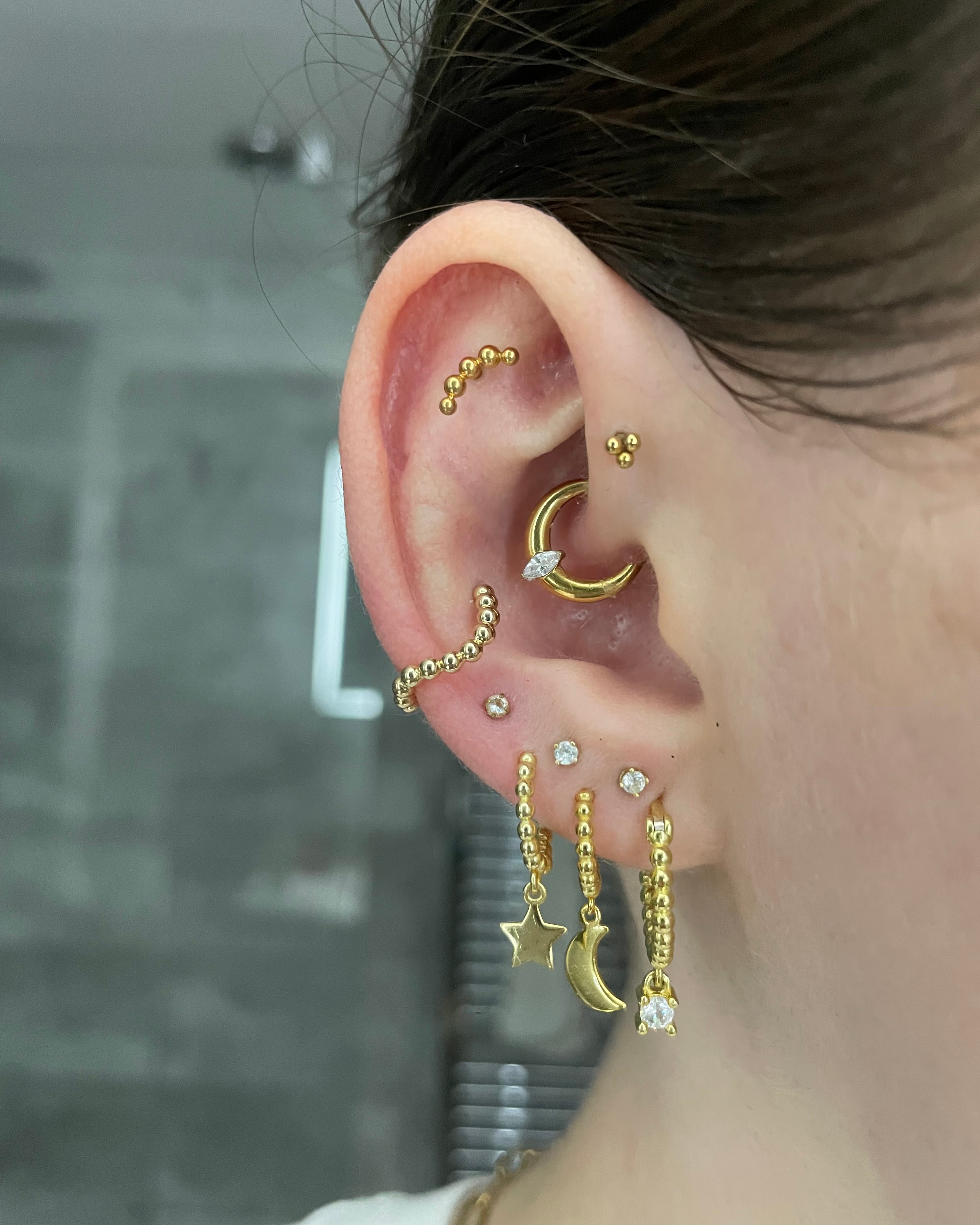 Flat piercing